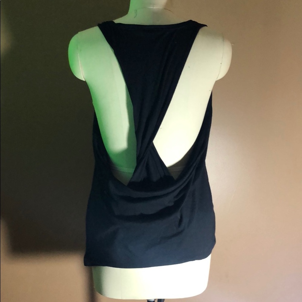 Fabletics top size large